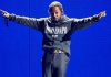 Kendrick Lamar condivide come ci si sente ad essere fischiato fuori scena