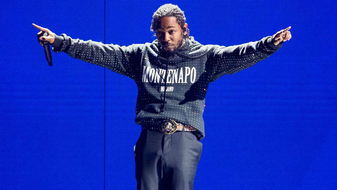 Kendrick Lamar condivide come ci si sente ad essere fischiato fuori scena