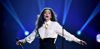Lorde ha praticato così duramente per il suo tour che ha bisogno di riposare