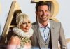 Lady Gaga e Bradley Cooper Cantano Insieme - Spettacolo a Las Vegas.