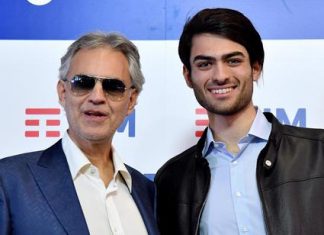 Andrea Bocelli Celebra i 25 Anni di Successi - A Sanremo con il Figlio Matteo.