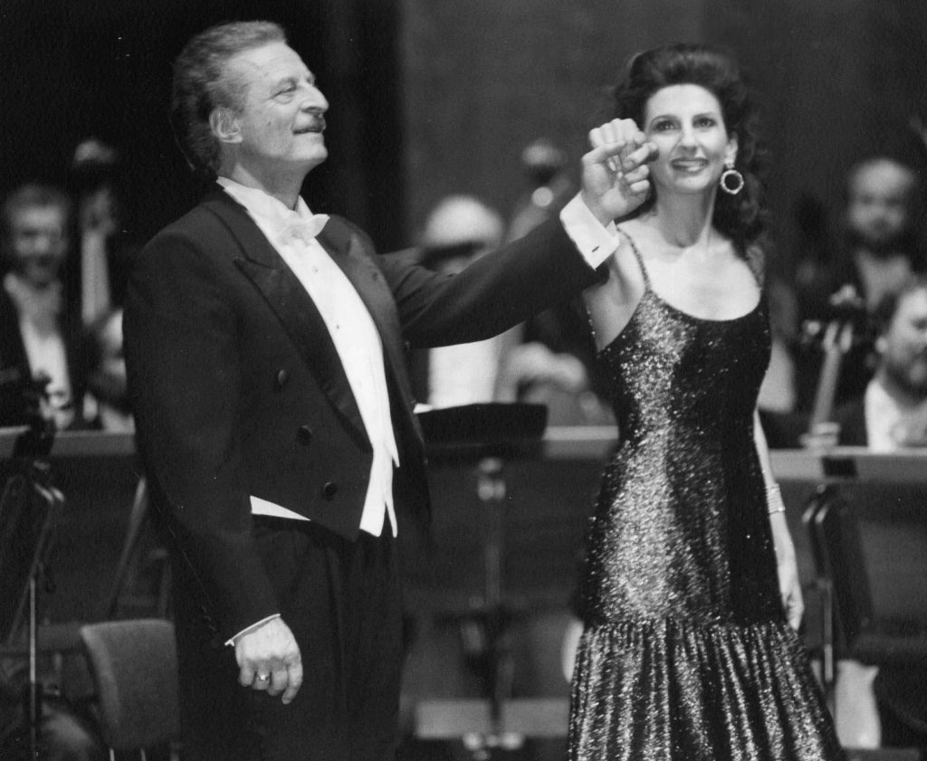 11 )LUCIA ALIBERTI con ALFREDO KRAUS durante un Concerto alla Deutsche Oper di Berlino