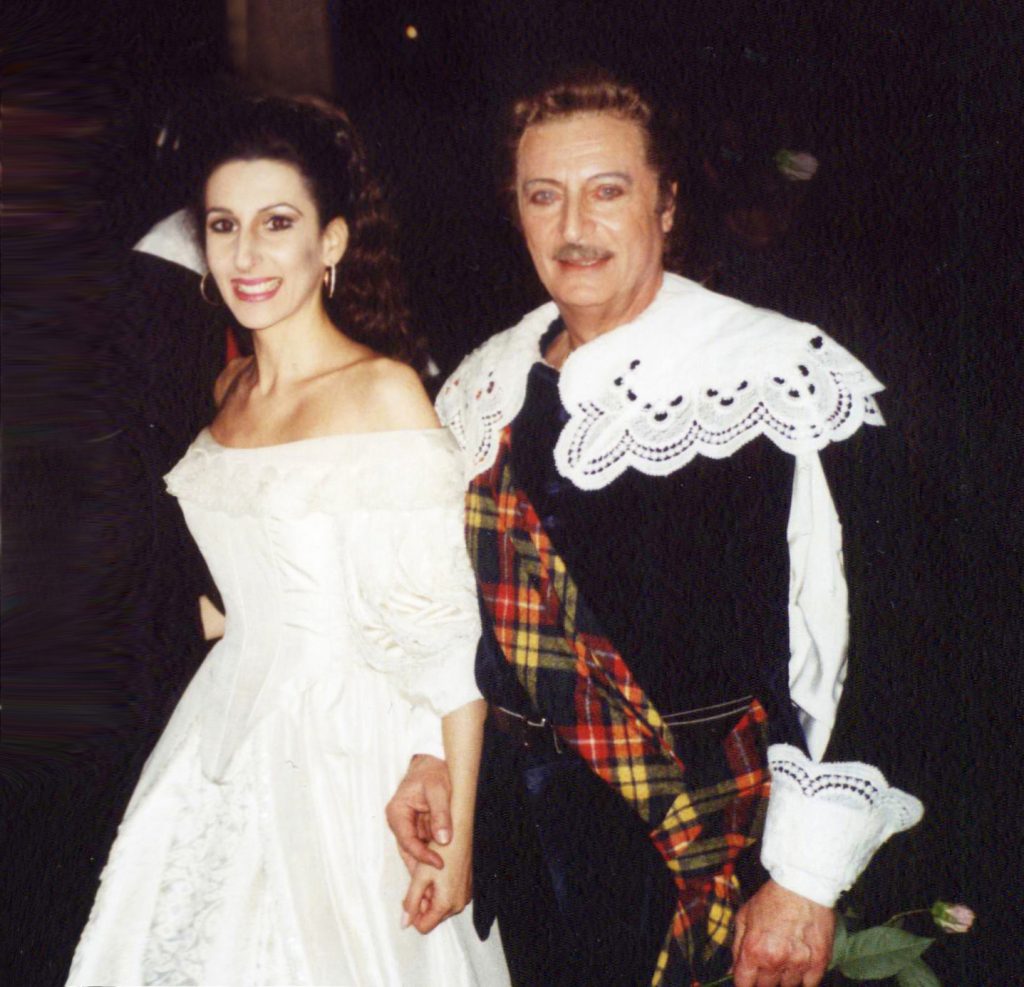 LUCIA ALIBERTI con ALFREDO KRAUS dopo la "Lucia di Lammermoor" sul palcoscenico della Deutsche Oper di Berlino