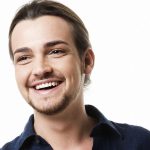 Valerio Scanu e Amoroso in Testa - Dominano Loro le Classifiche.