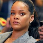 Rihanna 'Senza Piet&agrave;' - Fa Causa al Padre perch&eacute; Usa il Suo Cognome.