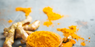 Piperina e Curcuma Plus
